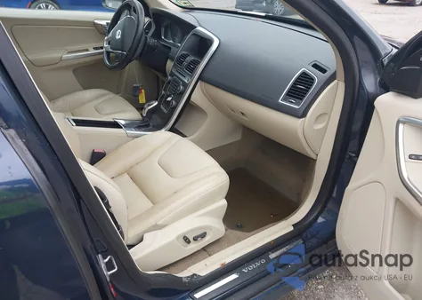 2014 Volvo Xc60 3.2 from USA, damaged, VIN YV4940DZ9E2547717